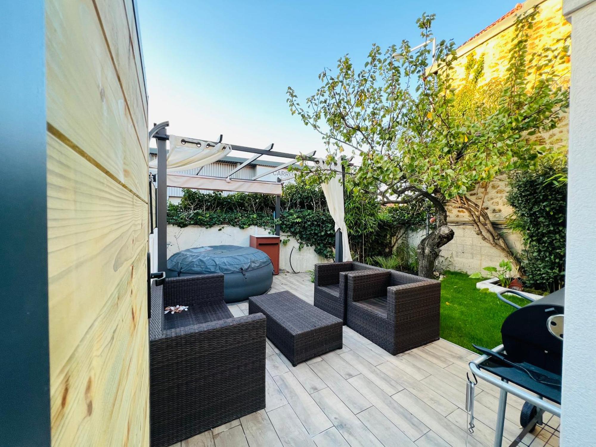 Superbe Appartement Avec Jardin Et Parking Prive Ris-Orangis Extérieur photo